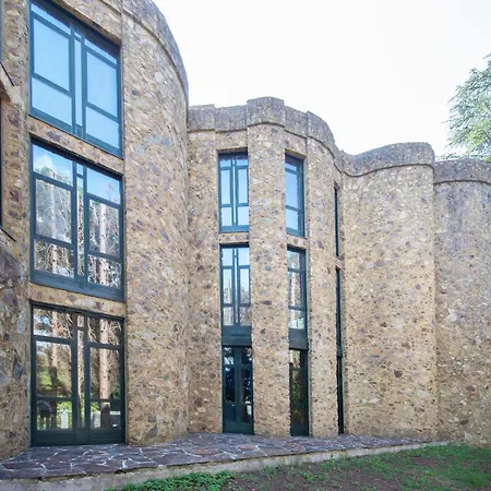Ag Casa O Remanso De Pedreira Con 20000 M2 Villa